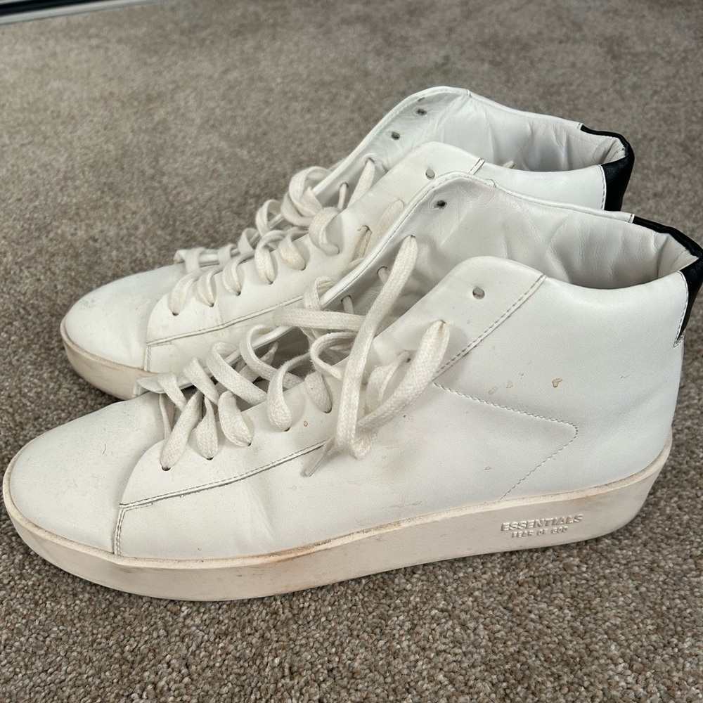 FEAR OF GOD ESSENTIALS White Tennis Mid Sneakers